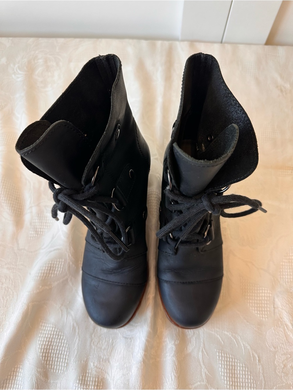 Sorel JOAN OF ARCTIC Wedge Lace Up Winter Boots Black 1627141-011 Women’s 5 - Picture 5 of 16